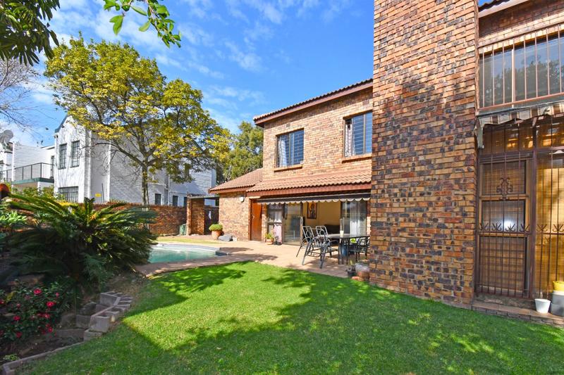 3 Bedroom Property for Sale in Magaliessig Gauteng