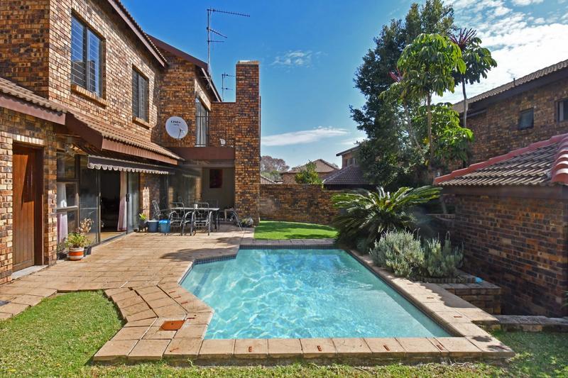 3 Bedroom Property for Sale in Magaliessig Gauteng