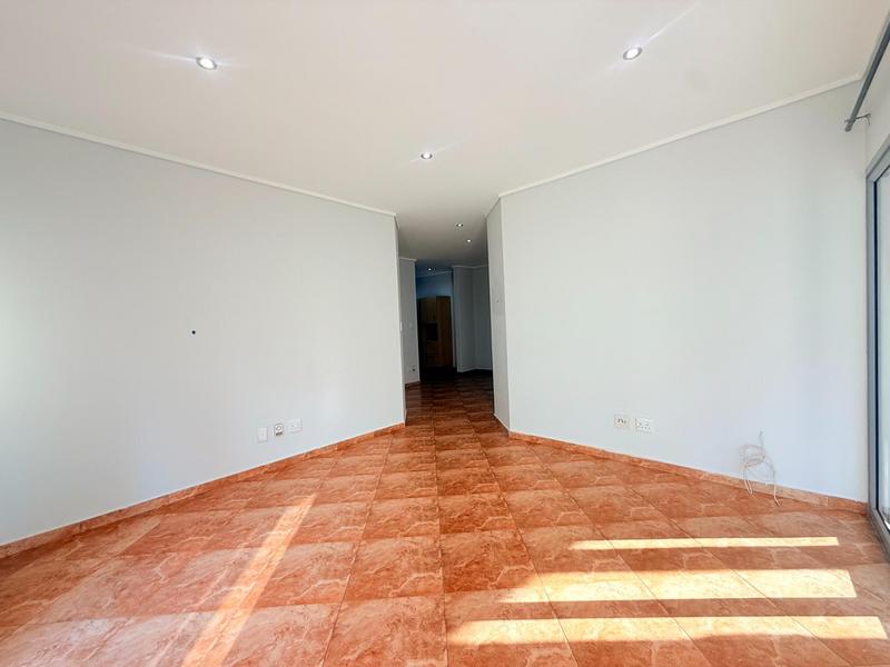 To Let 2 Bedroom Property for Rent in Sandown Gauteng