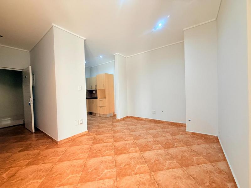 To Let 2 Bedroom Property for Rent in Sandown Gauteng