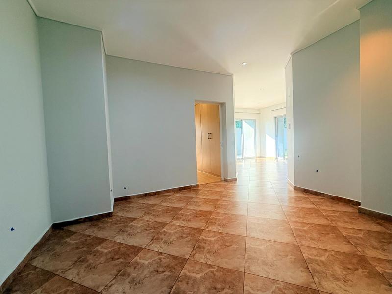 To Let 2 Bedroom Property for Rent in Sandown Gauteng