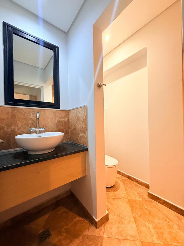 To Let 2 Bedroom Property for Rent in Sandown Gauteng