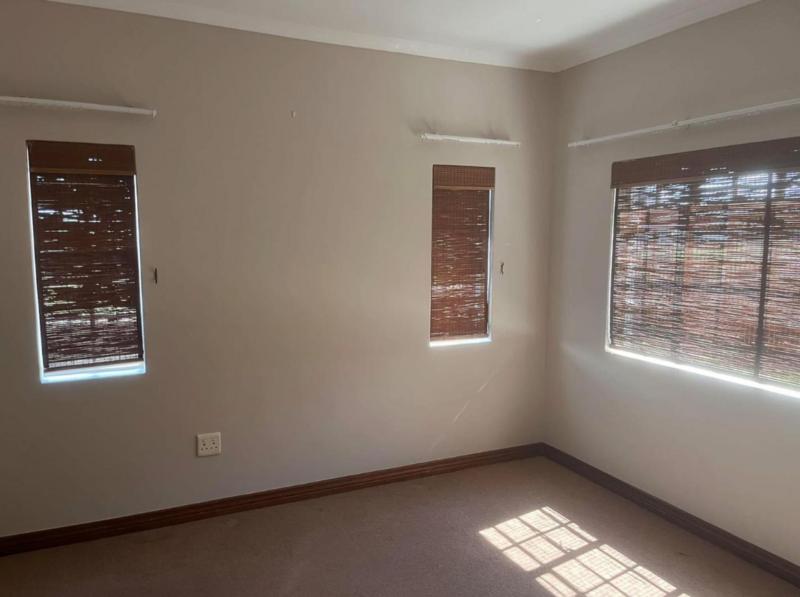 To Let 2 Bedroom Property for Rent in Farrar Park Gauteng