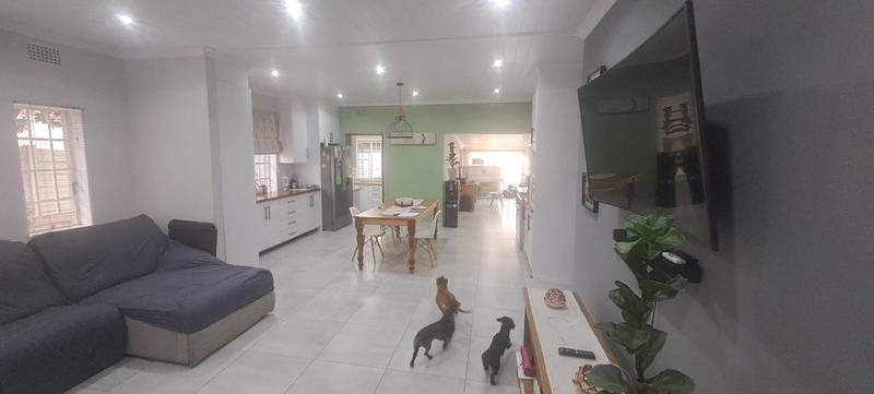 4 Bedroom Property for Sale in Cinderella Gauteng