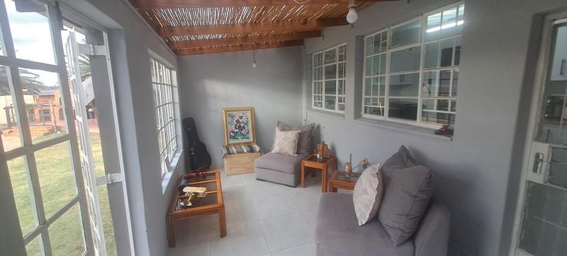 4 Bedroom Property for Sale in Cinderella Gauteng
