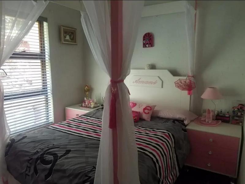 To Let 2 Bedroom Property for Rent in Glenvista Gauteng