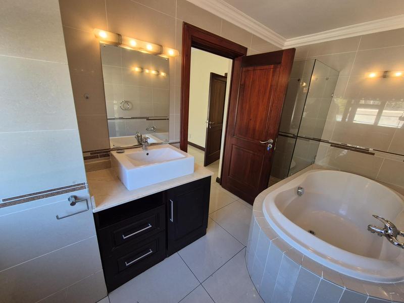 4 Bedroom Property for Sale in Waterkloof Heights Gauteng