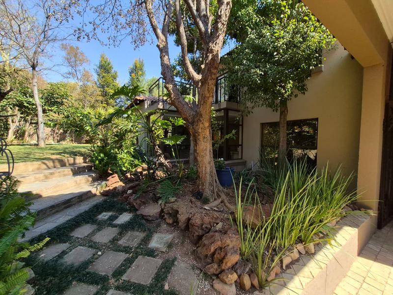 4 Bedroom Property for Sale in Kyalami Hills Gauteng