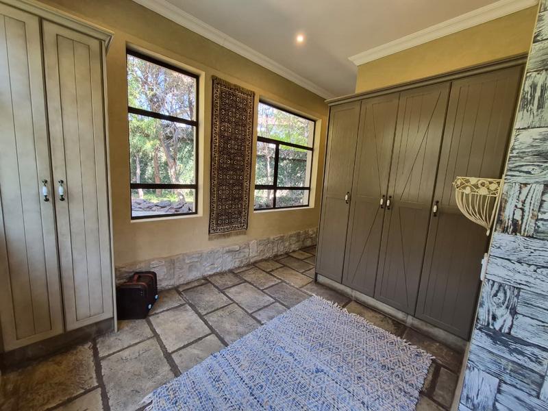 4 Bedroom Property for Sale in Kyalami Hills Gauteng