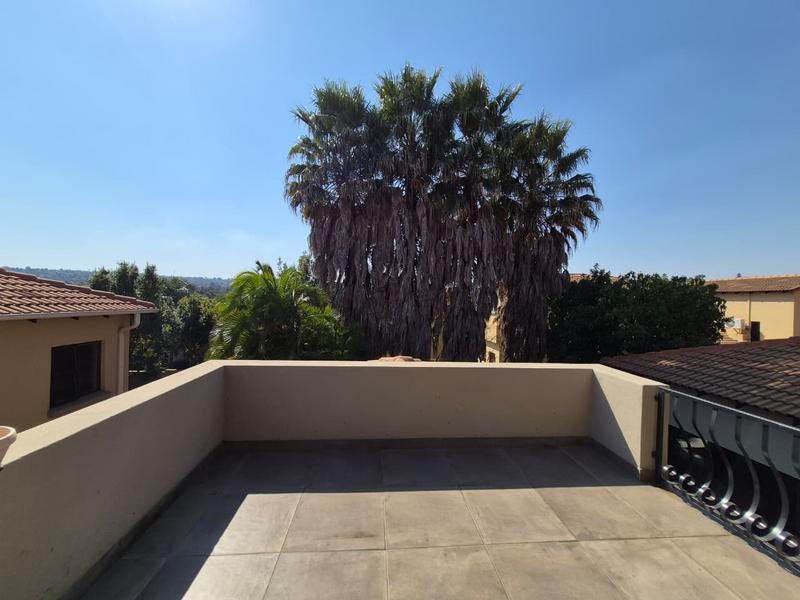 4 Bedroom Property for Sale in Kyalami Hills Gauteng
