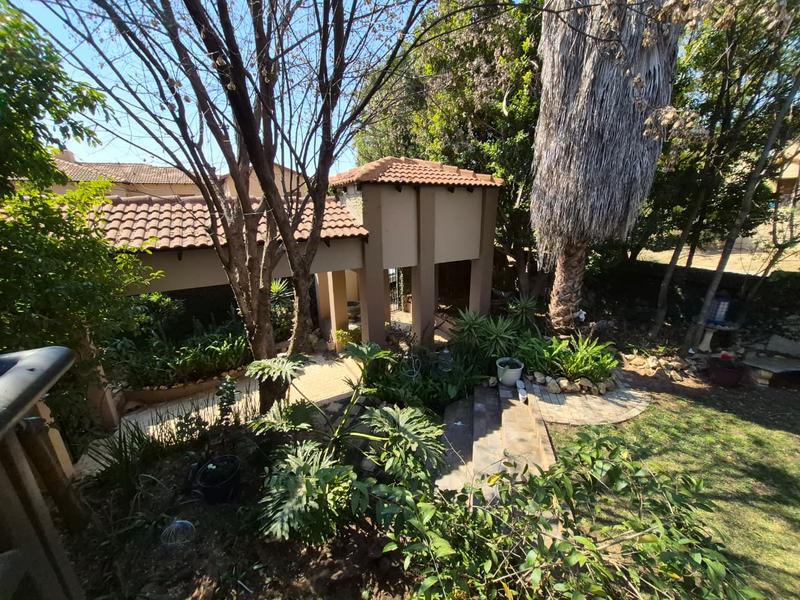4 Bedroom Property for Sale in Kyalami Hills Gauteng