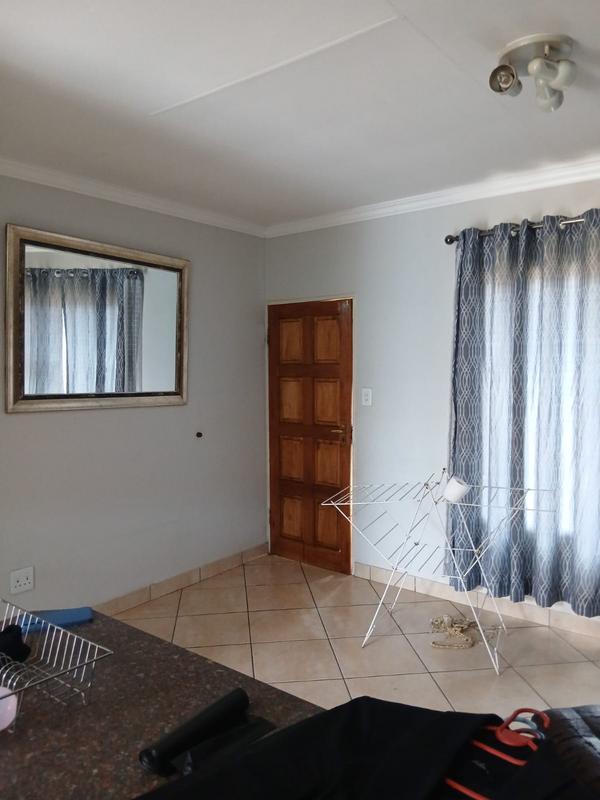 To Let 3 Bedroom Property for Rent in Groblerpark Gauteng