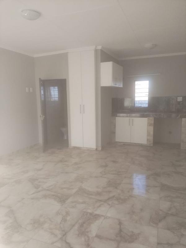 1 Bedroom Property for Sale in Kempton Park Gauteng