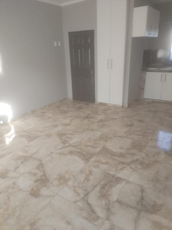 1 Bedroom Property for Sale in Kempton Park Gauteng