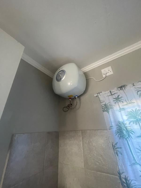 1 Bedroom Property for Sale in Kempton Park Gauteng