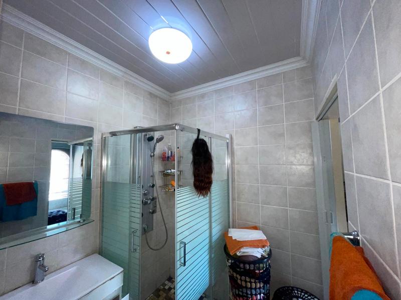4 Bedroom Property for Sale in Lenasia South Gauteng