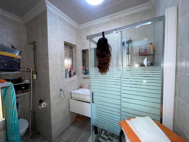 4 Bedroom Property for Sale in Lenasia South Gauteng