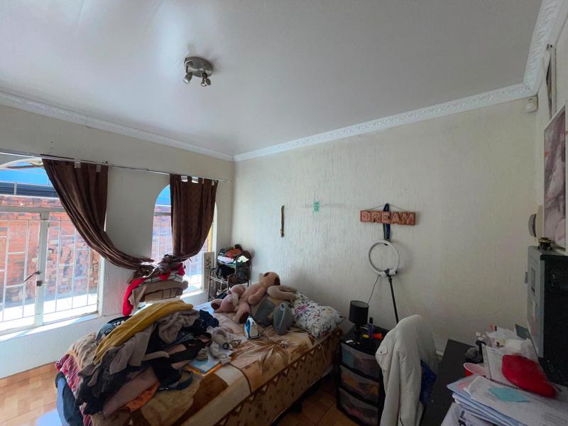 4 Bedroom Property for Sale in Lenasia South Gauteng