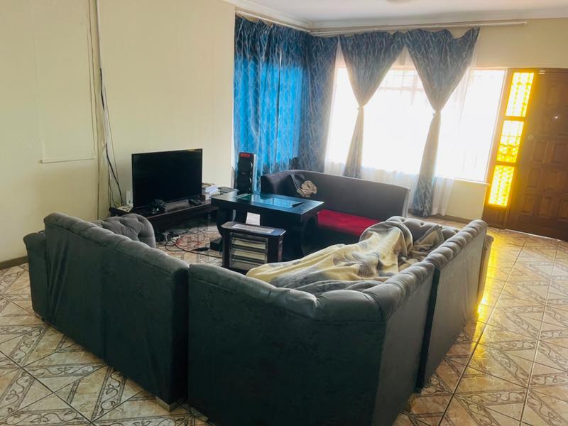 4 Bedroom Property for Sale in South Hills Gauteng