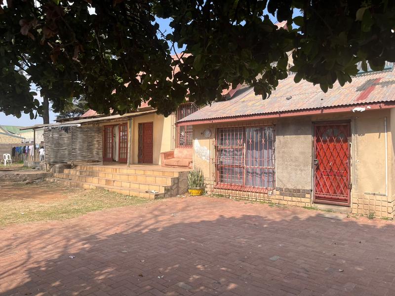 2 Bedroom Property for Sale in The Hill Gauteng
