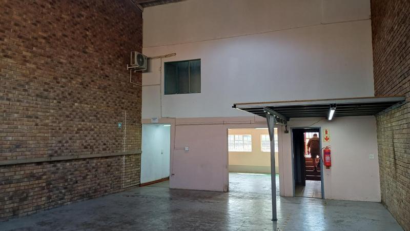 To Let Commercial Property for Rent in Hennopspark Gauteng