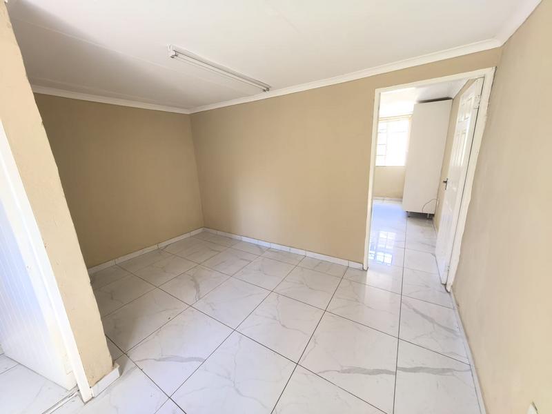 To Let 1 Bedroom Property for Rent in Kempton Park Gauteng