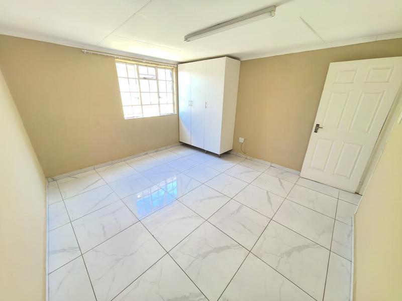To Let 1 Bedroom Property for Rent in Kempton Park Gauteng