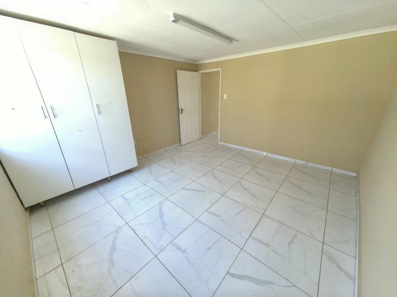 To Let 1 Bedroom Property for Rent in Kempton Park Gauteng