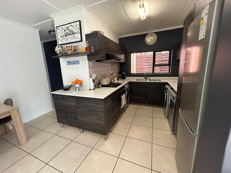 3 Bedroom Property for Sale in Greenstone Hill Gauteng