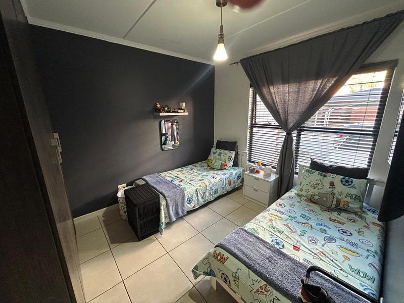3 Bedroom Property for Sale in Greenstone Hill Gauteng