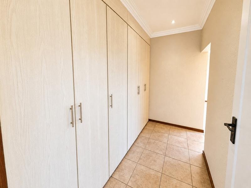 3 Bedroom Property for Sale in Olympus AH Gauteng