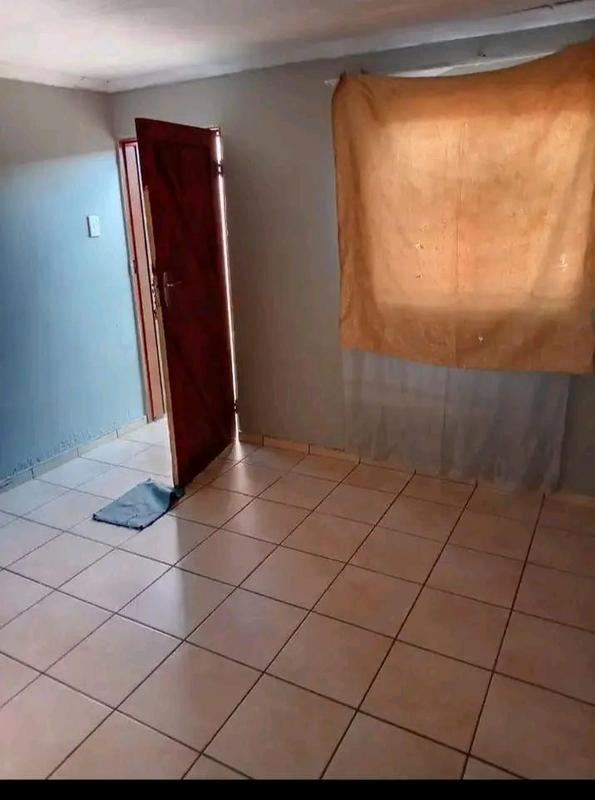 1 Bedroom Property for Sale in Protea Glen Gauteng