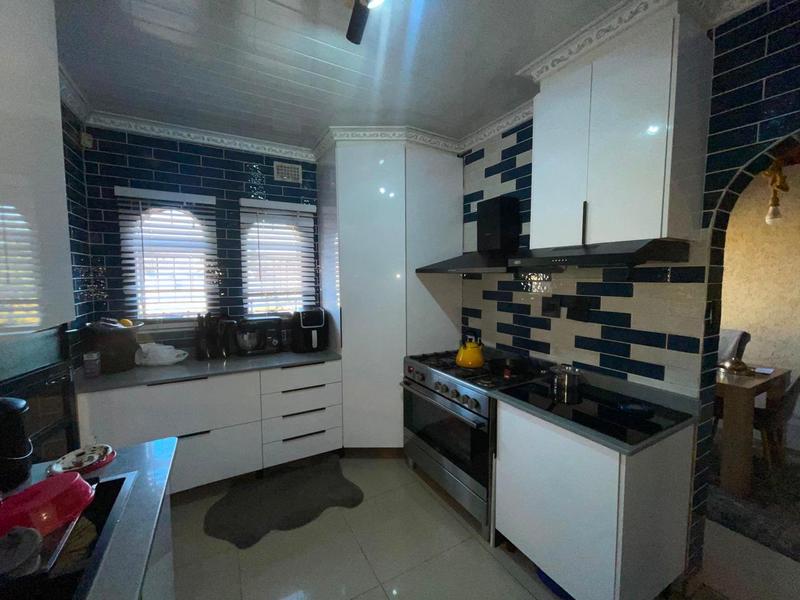 4 Bedroom Property for Sale in Lenasia South Gauteng