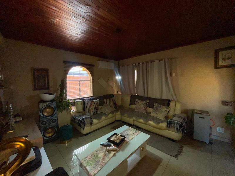 4 Bedroom Property for Sale in Lenasia South Gauteng