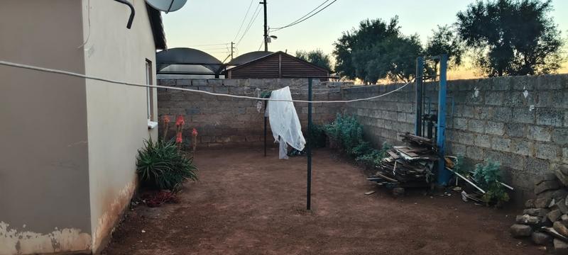 3 Bedroom Property for Sale in Protea Glen Gauteng