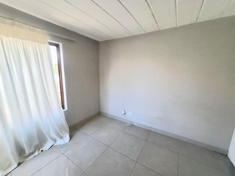 To Let 2 Bedroom Property for Rent in Morningside Gauteng