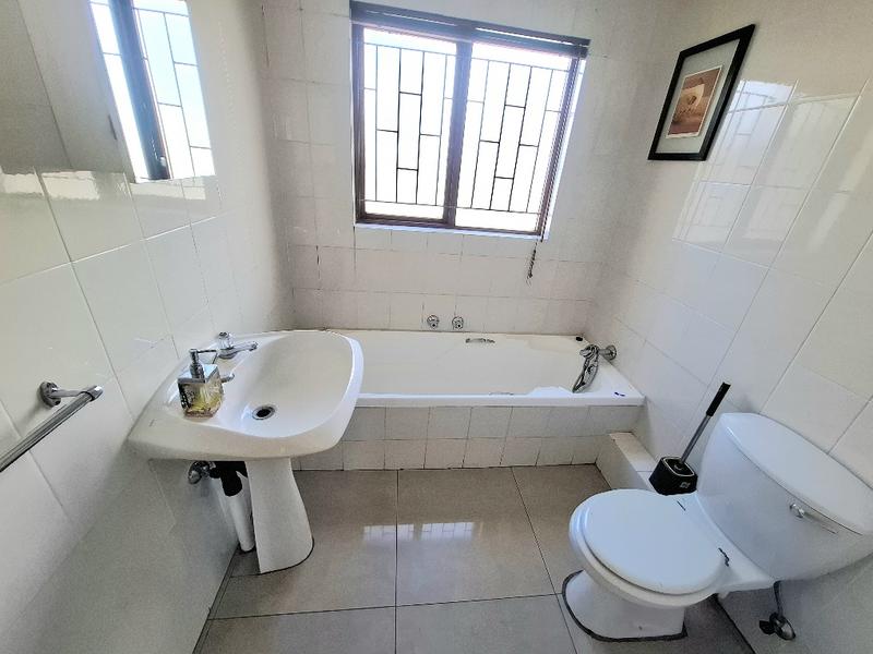 To Let 2 Bedroom Property for Rent in Morningside Gauteng