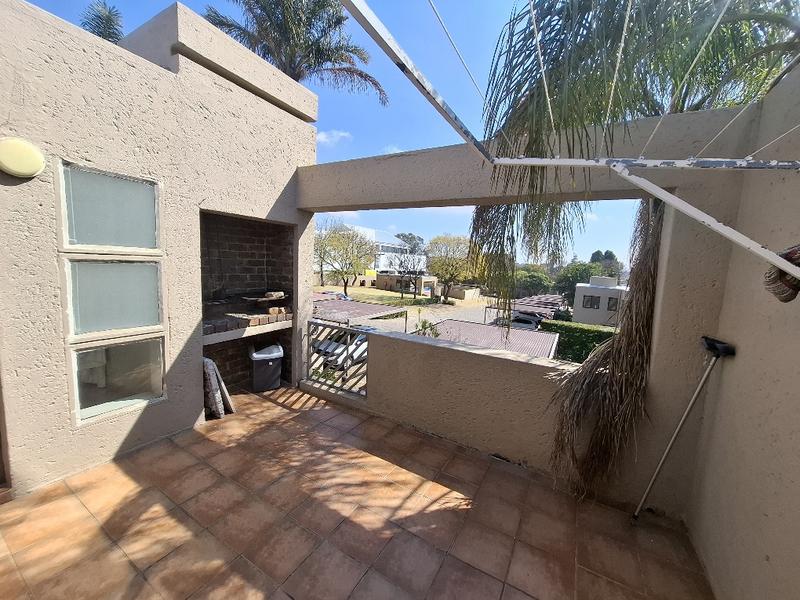 To Let 2 Bedroom Property for Rent in Morningside Gauteng