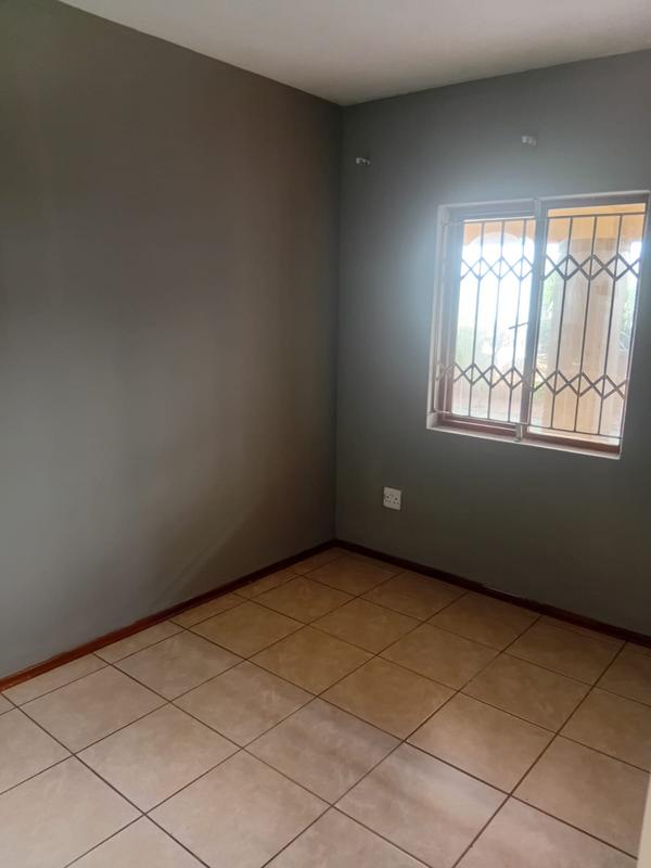 To Let 2 Bedroom Property for Rent in Hesteapark Gauteng
