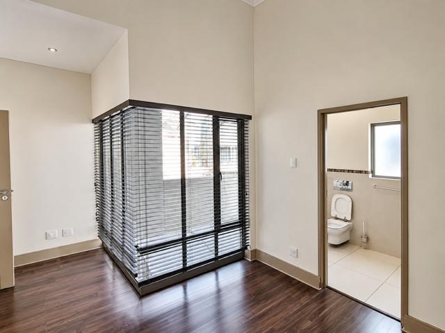 3 Bedroom Property for Sale in Bryanston Gauteng