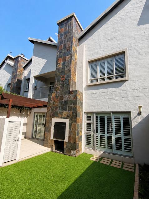 3 Bedroom Property for Sale in Bryanston Gauteng
