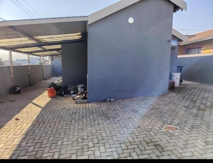 3 Bedroom Property for Sale in Ebony Park Gauteng