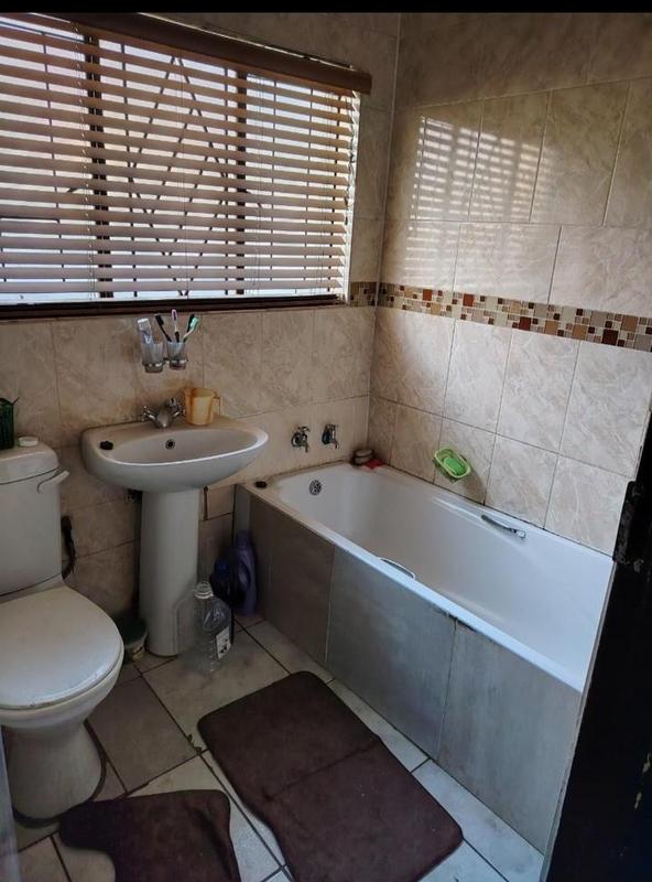 3 Bedroom Property for Sale in Ebony Park Gauteng
