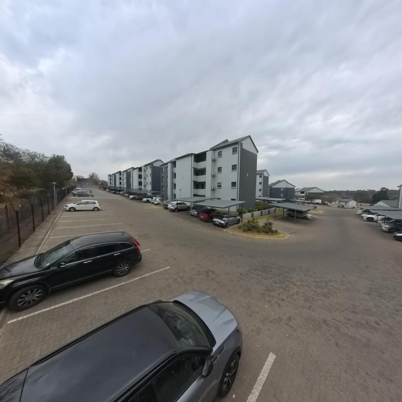 2 Bedroom Property for Sale in Glen Austin Gauteng