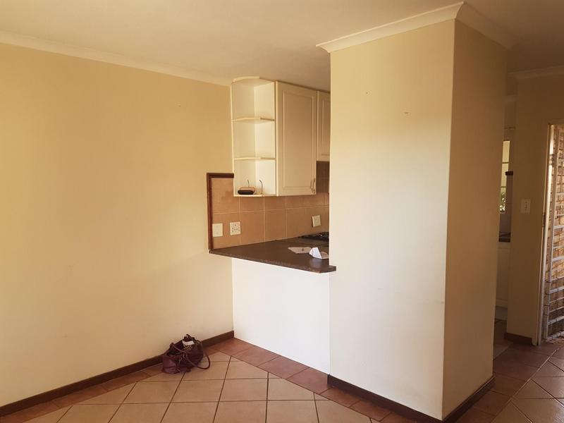 To Let 2 Bedroom Property for Rent in Olympus AH Gauteng