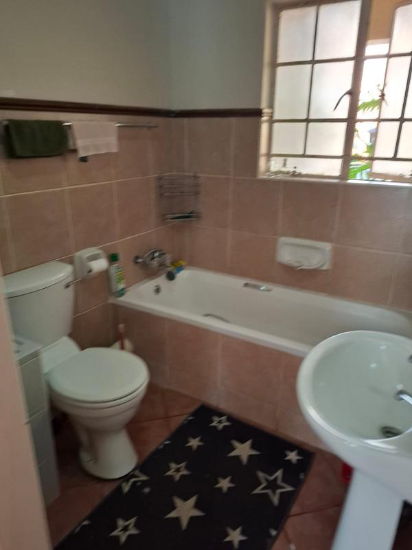To Let 2 Bedroom Property for Rent in Olympus AH Gauteng
