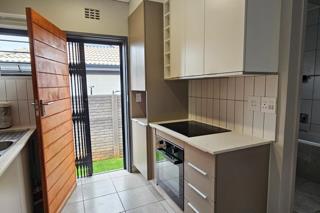 To Let 3 Bedroom Property for Rent in Lotus Gardens Gauteng