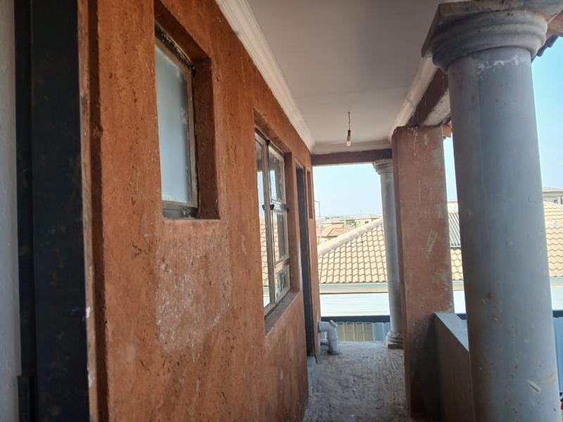9 Bedroom Property for Sale in Olievenhoutbosch Gauteng