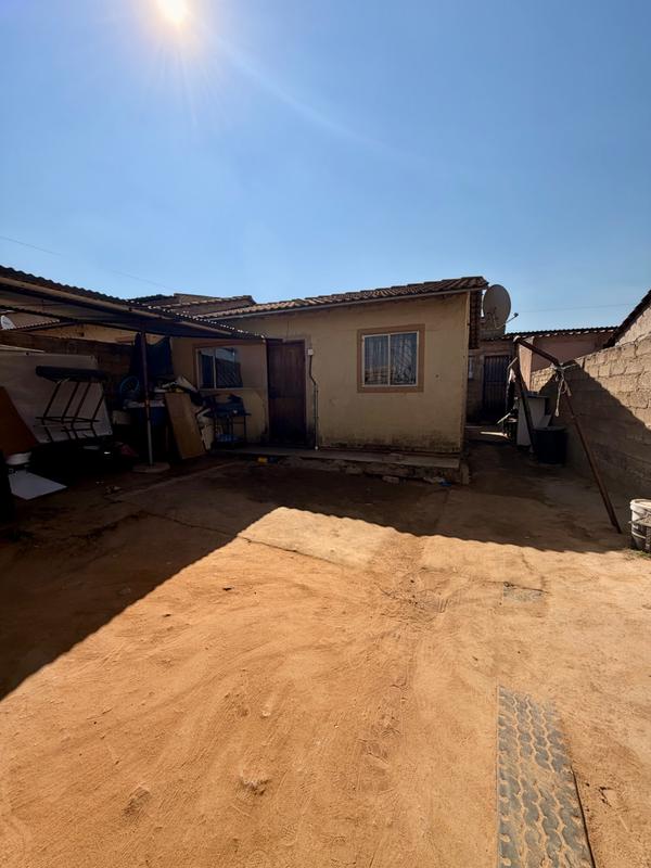 5 Bedroom Property for Sale in Olievenhoutbosch Gauteng