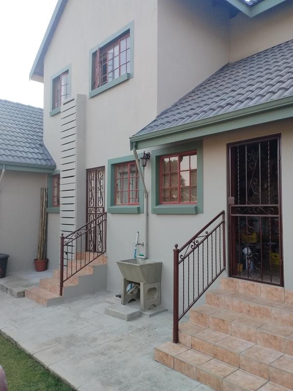 3 Bedroom Property for Sale in Kosmosdal Gauteng